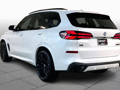 New 2026 BMW X5 M60i image 9
