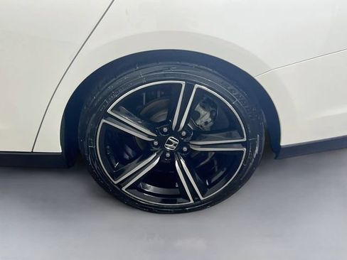 Used 2024 Honda Accord Sport image 25