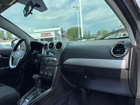 Used 2012 Chevrolet Captiva Sport LT FWD image 20