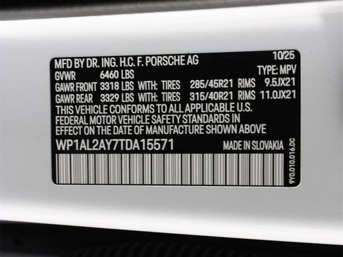 New 2026 Porsche Cayenne S image 24