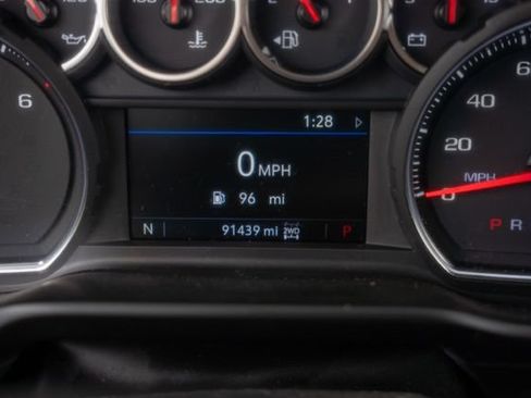 Used 2019 Chevrolet Silverado 1500 LT Trail Boss AWD/4WD image 19