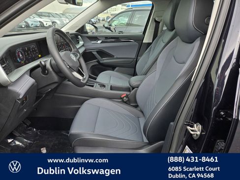 New 2026 Volkswagen Tiguan SE AWD/4WD image 13