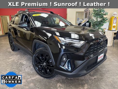 Used 2023 Toyota RAV4 XLE Premium image 1