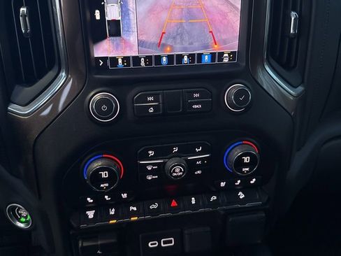 Used 2021 Chevrolet Silverado 2500 High Country w/ Z71 Off-Road Package image 15