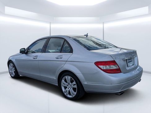 Used 2009 Mercedes-Benz C 300 Sedan image 5