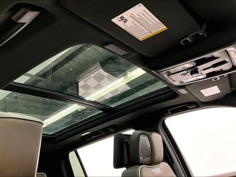 Used 2025 GMC Yukon XL Denali Ultimate w/ LPO, Floor Liner Package AWD/4WD image 20