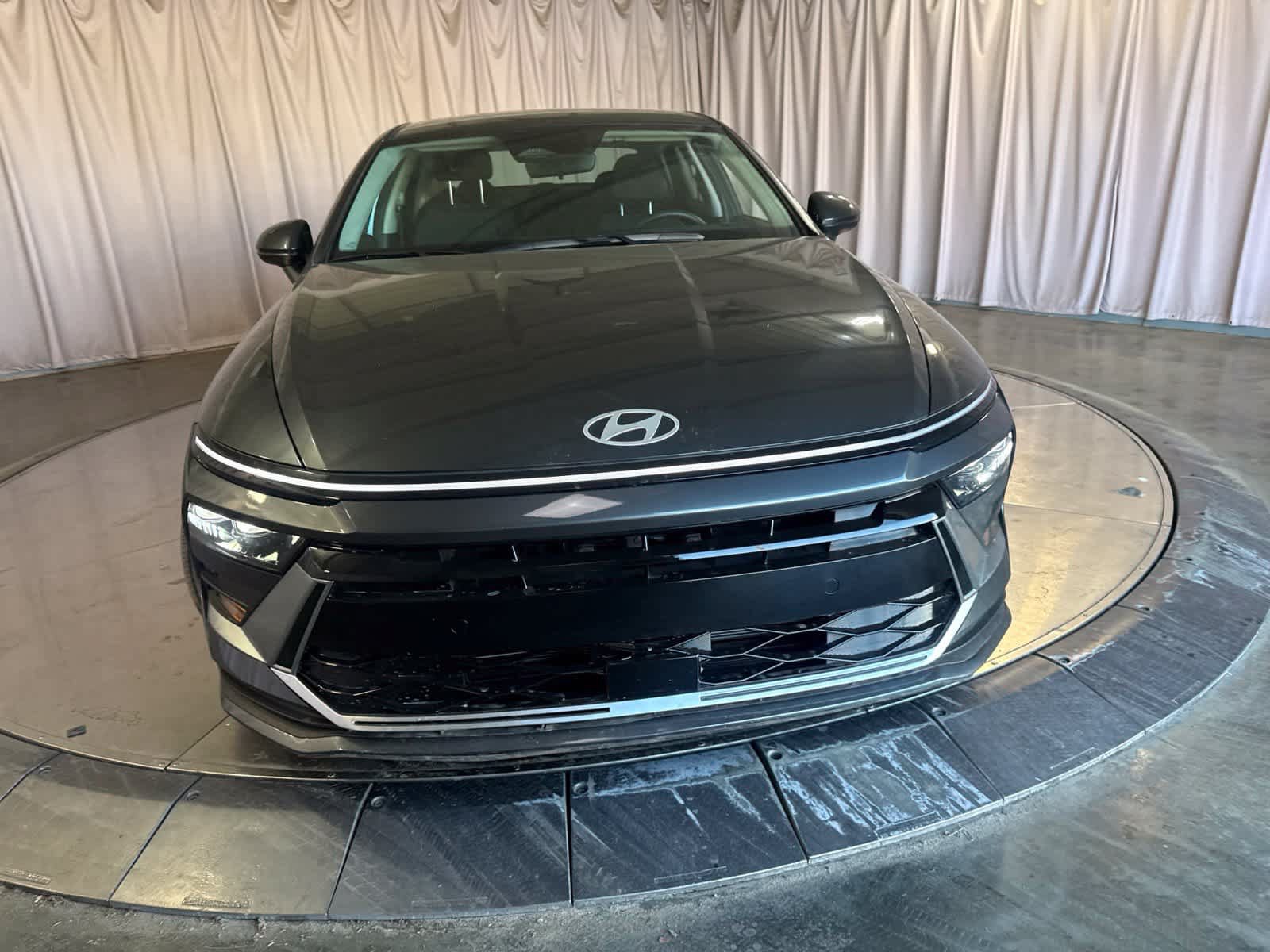 Certified 2026 Hyundai Sonata Blue FWD image 2
