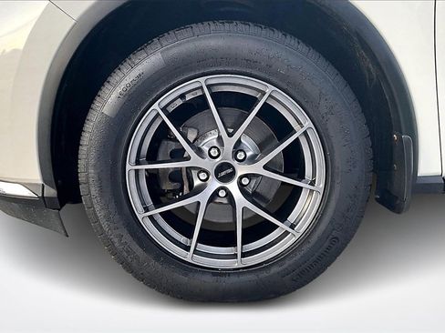 Used 2017 Nissan Murano AWD image 33