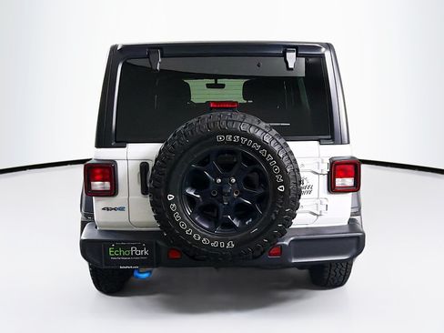 Used 2023 Jeep Wrangler Unlimited w/ 8.4" Radio Group AWD/4WD image 7