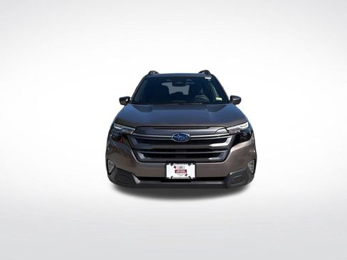 Certified 2025 Subaru Forester Premium AWD/4WD image 5