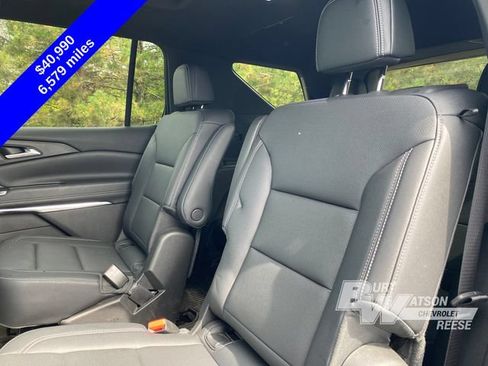 Used 2025 Chevrolet Traverse LT w/ Sun and Wheel Package AWD/4WD image 14
