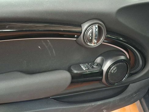 Used 2024 MINI Cooper SE FWD image 9
