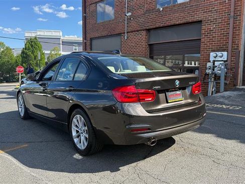 Used 2016 BMW 320i xDrive Sedan AWD/4WD image 10