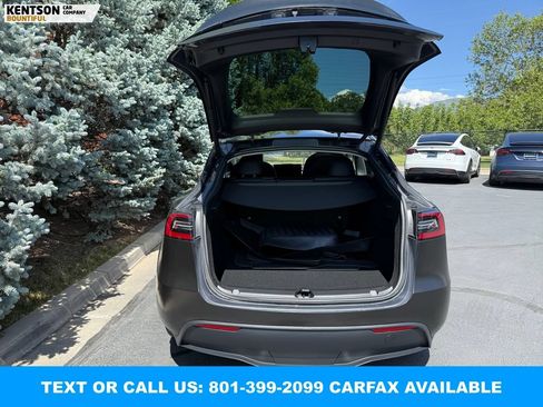 Used 2023 Tesla Model Y Long Range AWD/4WD image 30