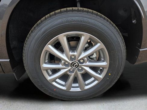 New 2025 MAZDA CX-5 AWD 2.5 S w/ Select Package image 9