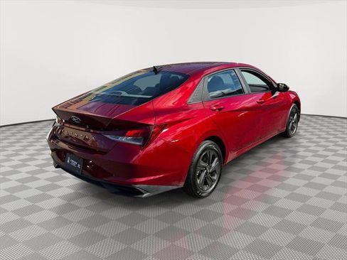 Certified 2023 Hyundai Elantra SEL image 6