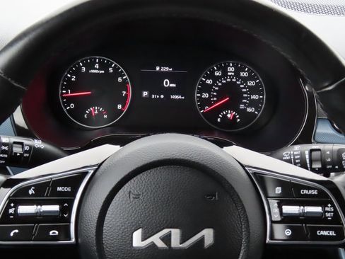 Certified 2023 Kia Seltos S w/ Navigation Package image 20