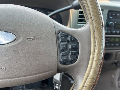 Used 2003 Ford Excursion Limited AWD/4WD image 21