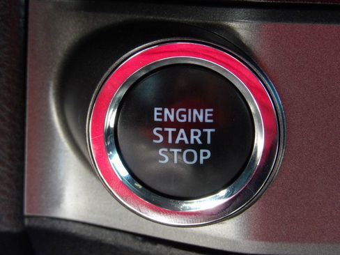Used 2022 Toyota Tacoma TRD Off-Road w/ Technology Package RWD image 22