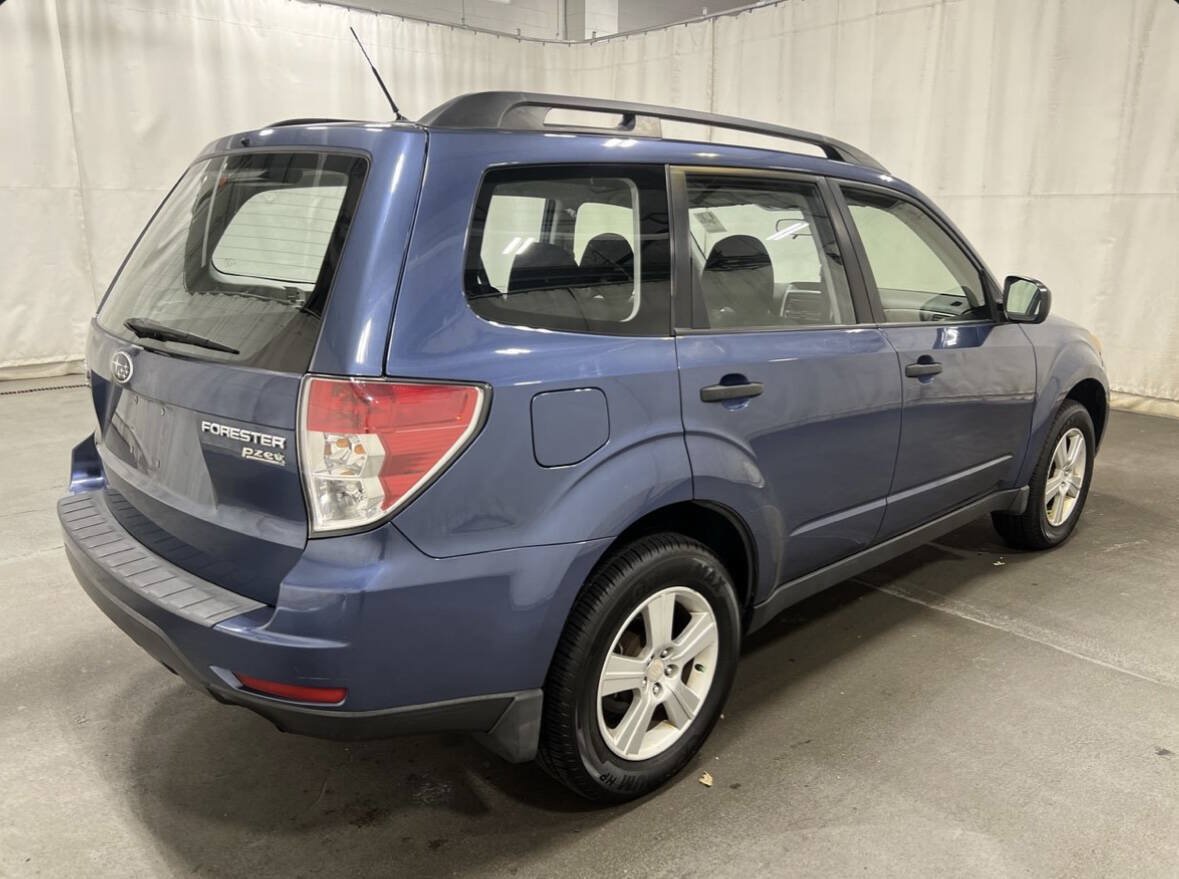 Used 2012 Subaru Forester 2.5X AWD/4WD image 4