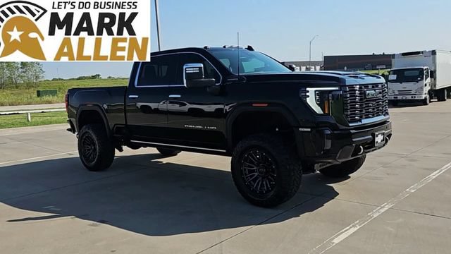 Used 2024 GMC Sierra 2500 Denali Ultimate w/ Max Trailering Package AWD/4WD image 2