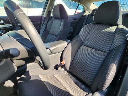Used 2019 Nissan Maxima 3.5 S w/ Floor Mat Group FWD image 6