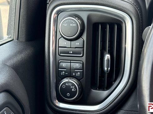 Used 2022 Chevrolet Silverado 3500 LT w/ Convenience Package AWD/4WD image 29