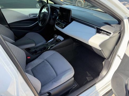 Used 2023 Toyota Corolla SE FWD image 24