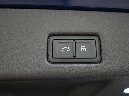 Used 2025 Audi Q5 Premium Plus AWD/4WD image 21