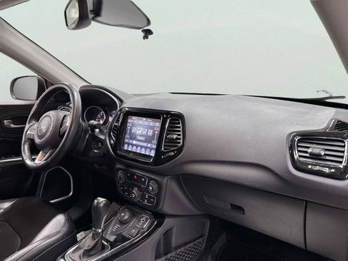 Used 2019 Jeep Compass Limited AWD/4WD image 20