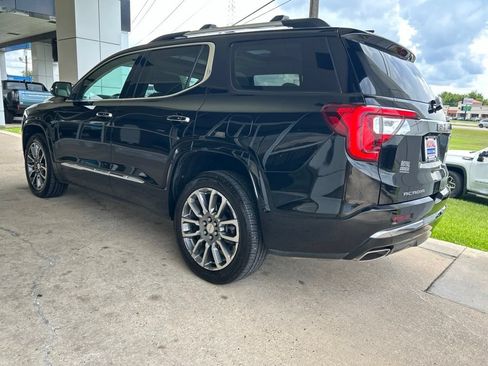 Used 2021 GMC Acadia Denali w/ Denali Technology Package FWD image 5