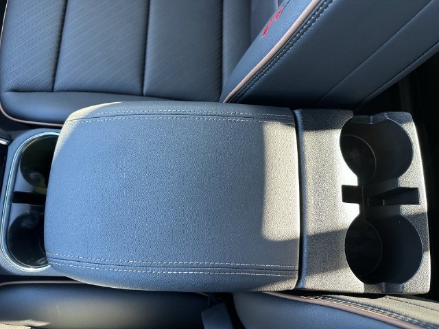 New 2026 GMC Canyon AT4 w/ Technology Plus Package AWD/4WD image 31