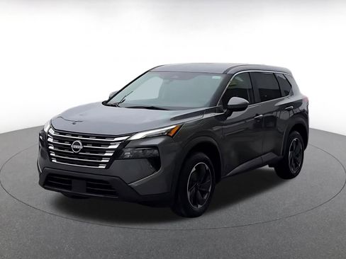 Used 2025 Nissan Rogue SV image 7