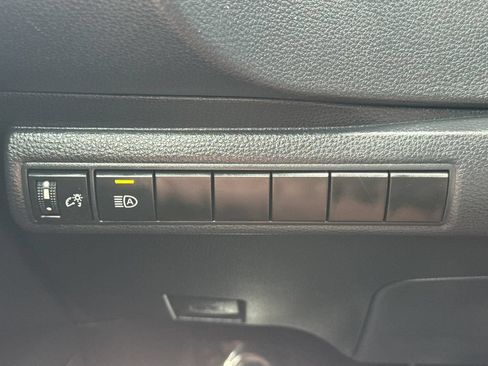 Used 2024 Toyota Corolla LE FWD image 33