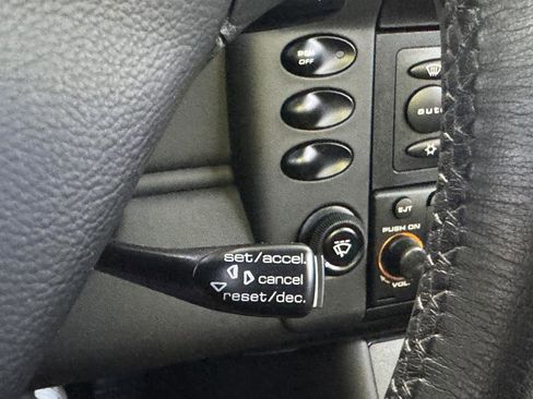 Used 2003 Porsche 911 BASE image 21