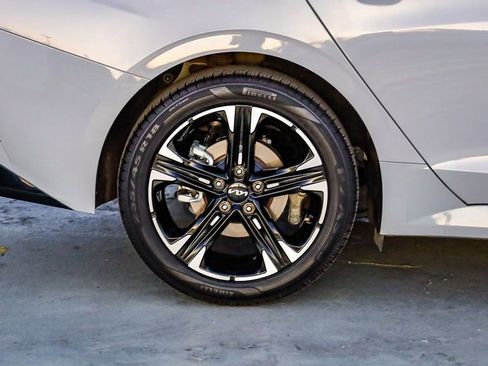 Used 2022 Kia K5 GT-Line image 12