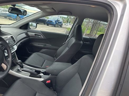 Used 2014 Honda Accord LX image 9