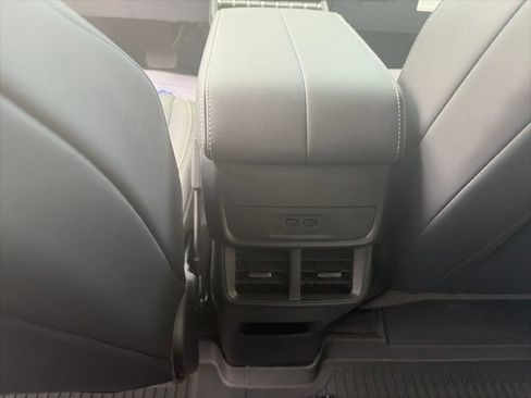 New 2027 GMC Terrain Elevation w/ Elevation Premium Package FWD image 13
