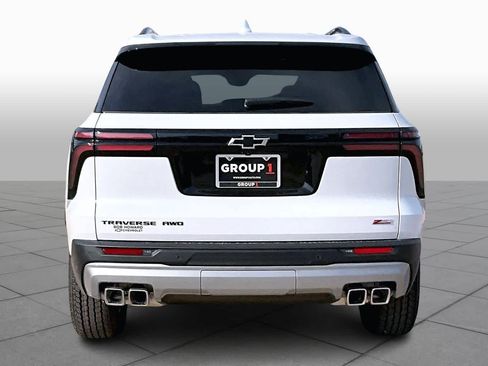New 2026 Chevrolet Traverse Z71 w/ Driver Confidence Package image 5