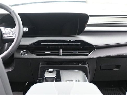 New 2026 Buick Enclave Preferred w/ Power Package image 27