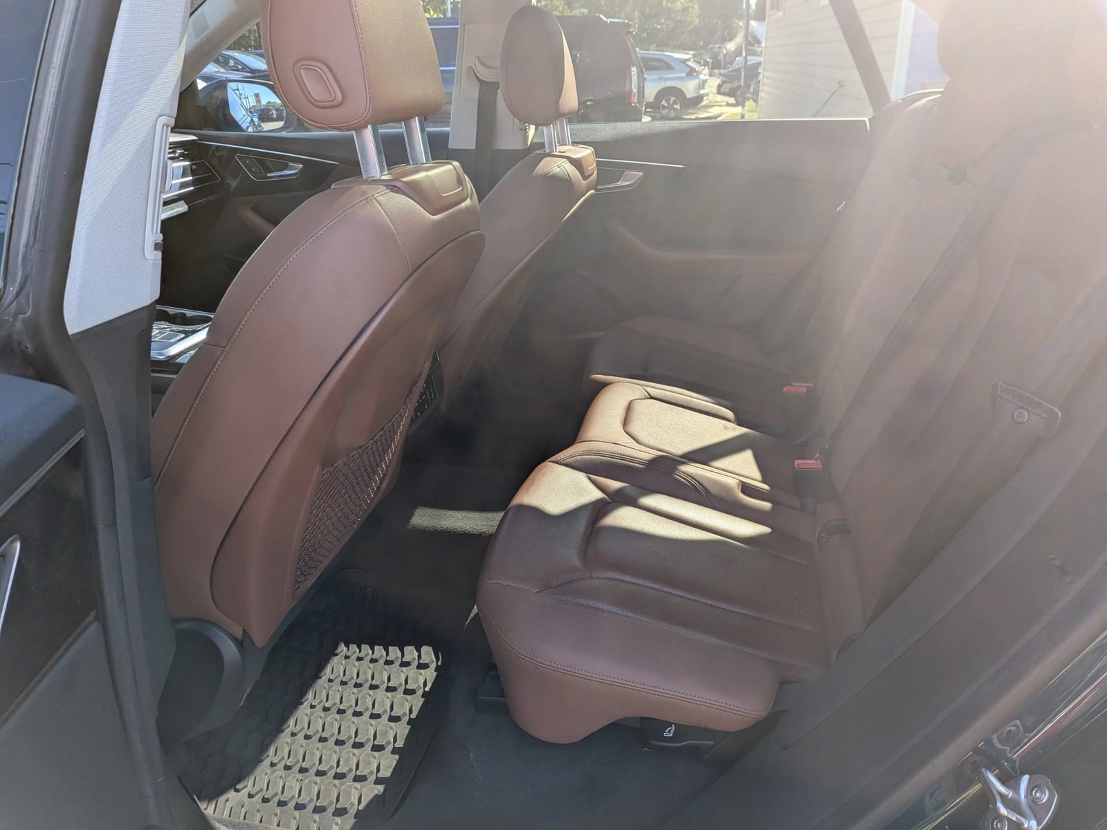 Used 2019 Audi Q8 Premium Plus w/ Premium Plus AWD/4WD image 33