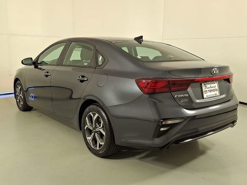Used 2021 Kia Forte LXS image 4