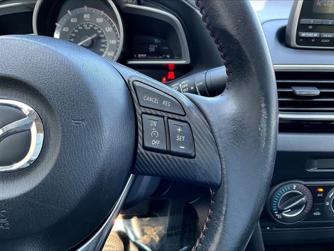 Used 2014 MAZDA MAZDA3 i Touring FWD image 11