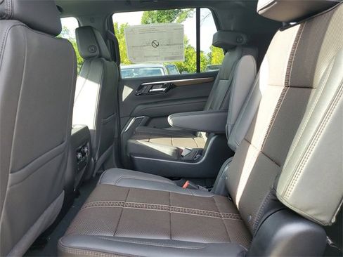 New 2026 Chevrolet Tahoe High Country image 6