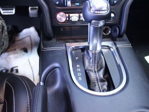 Used 2022 Ford Mustang GT Premium image 22