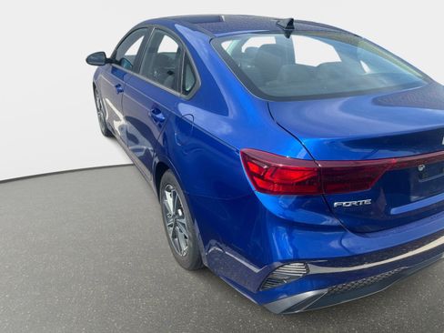 Certified 2023 Kia Forte LXS FWD image 7