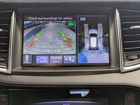 Used 2019 INFINITI QX50 Essential w/ Sensory Package FWD image 30