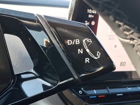 Used 2022 Volkswagen ID.4 Pro image 30