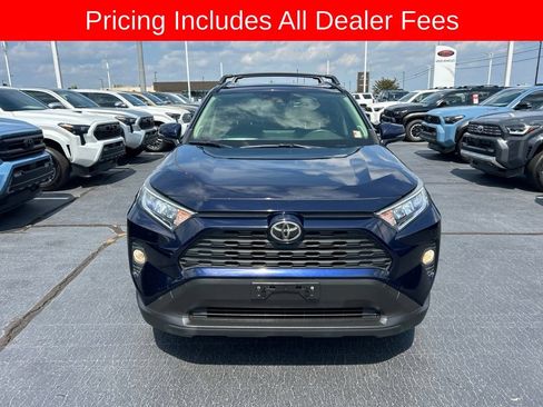 Used 2019 Toyota RAV4 XLE Premium w/ Cold Weather Package AWD/4WD image 24