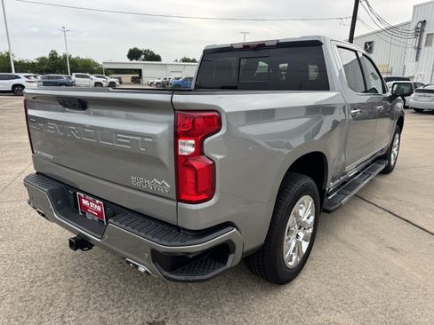Used 2024 Chevrolet Silverado 1500 High Country w/ Technology Package AWD/4WD image 6